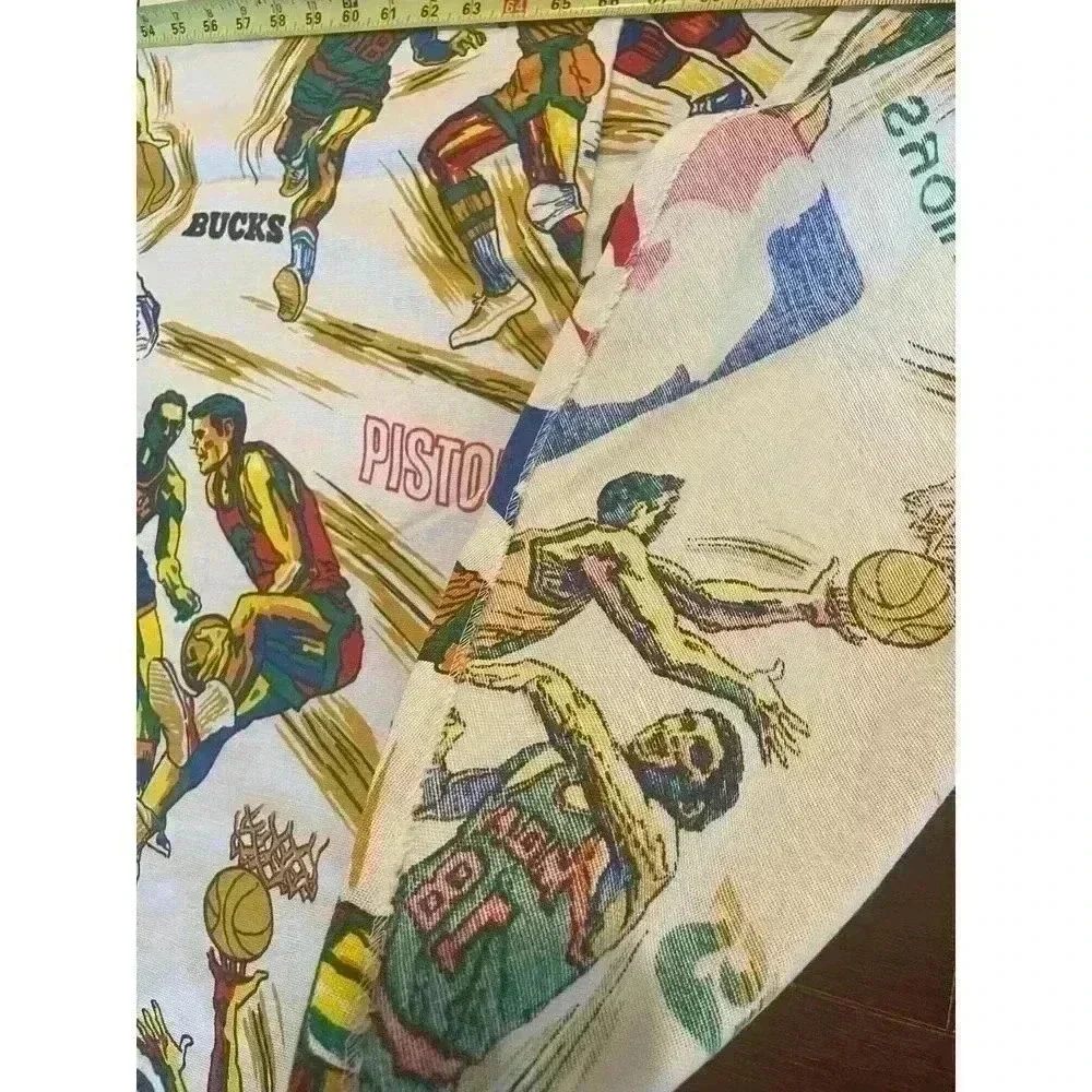 Vintage NBA Bed Sheet Basketball Team Bulls Bucks Hawks 70s Bed Sheet fabric